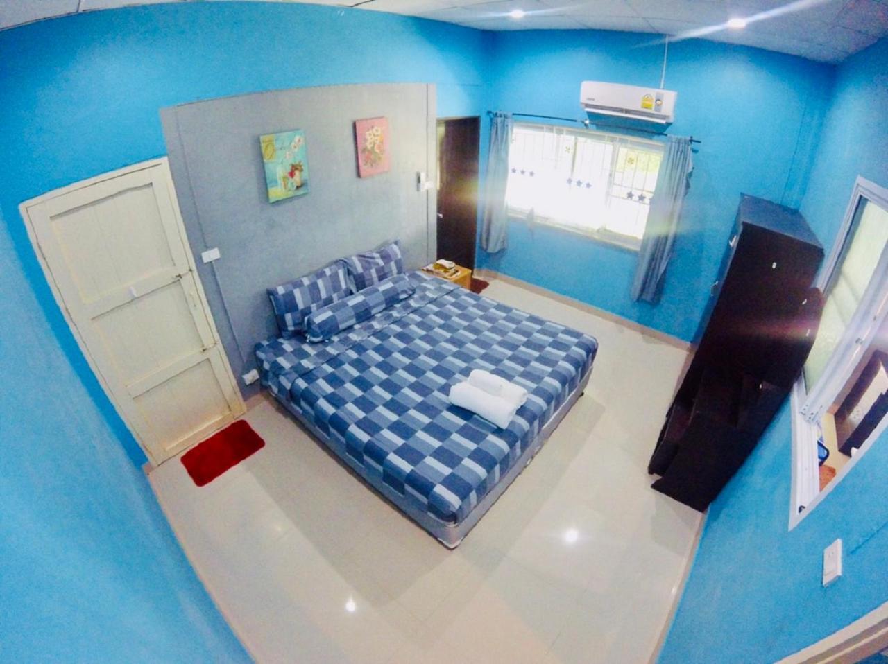 Pasak Holiday Six 2930 Phuket Exterior photo